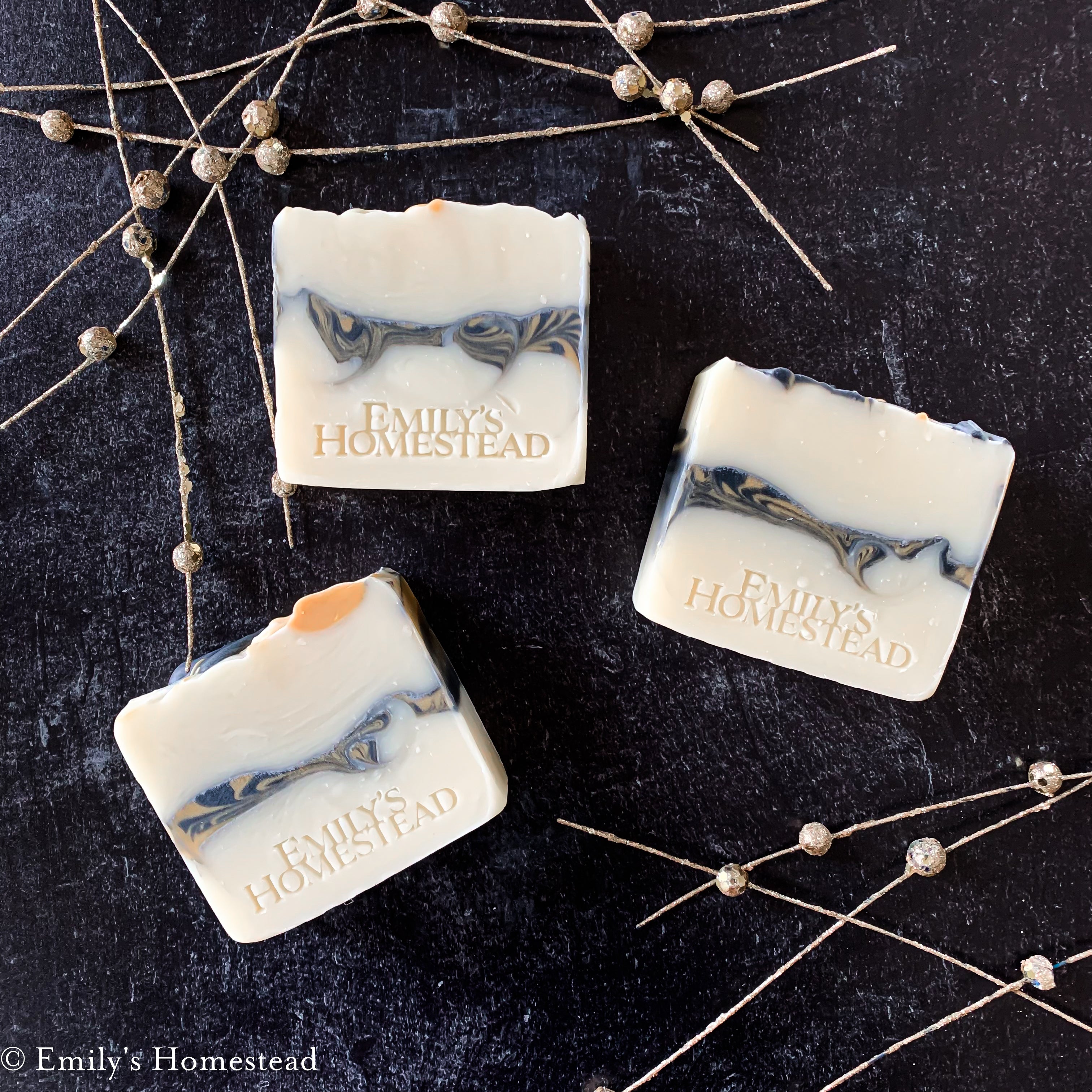 Holiday Hostess Bundle